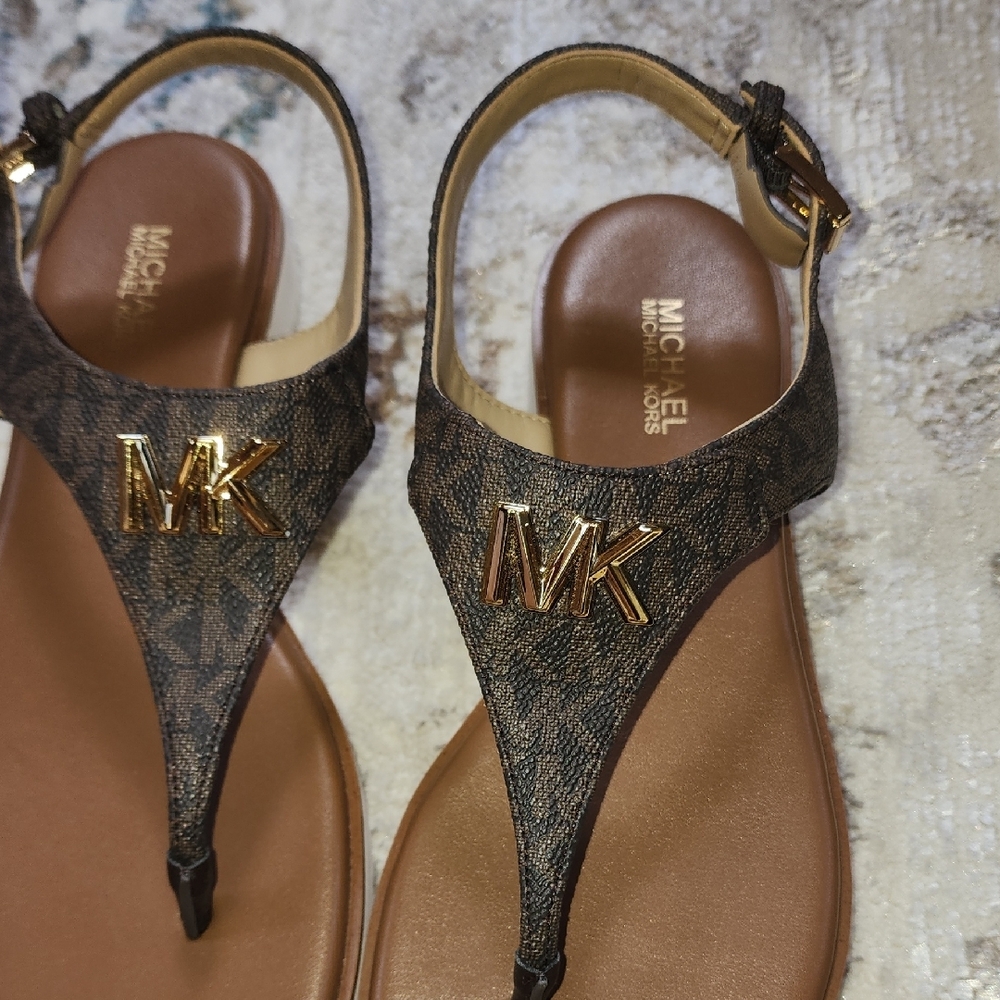 Michael Kors Brown and Gold Sandals - Picture 5 of 7